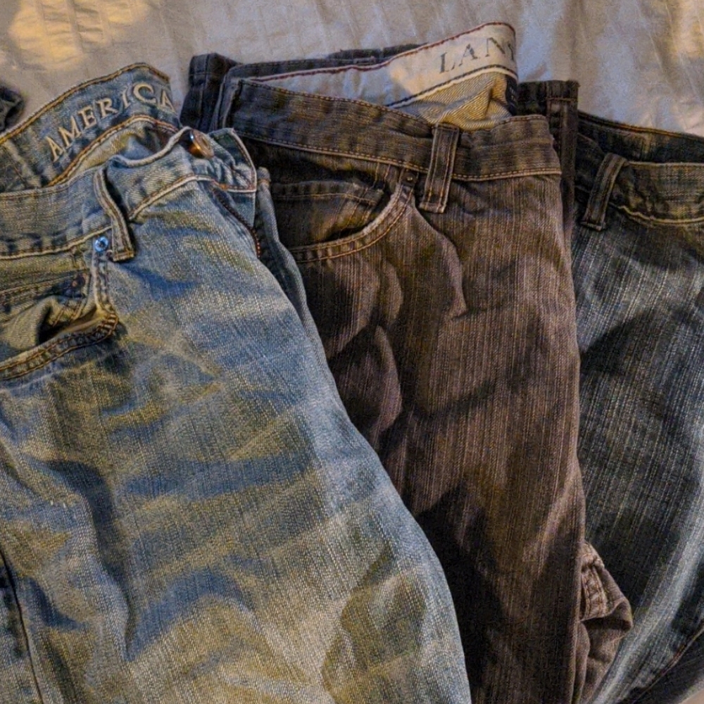 Lot of three vintage mens jeans -- late 90's